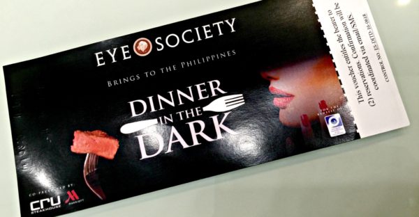 eye-society-dinner-in-the-dark-62